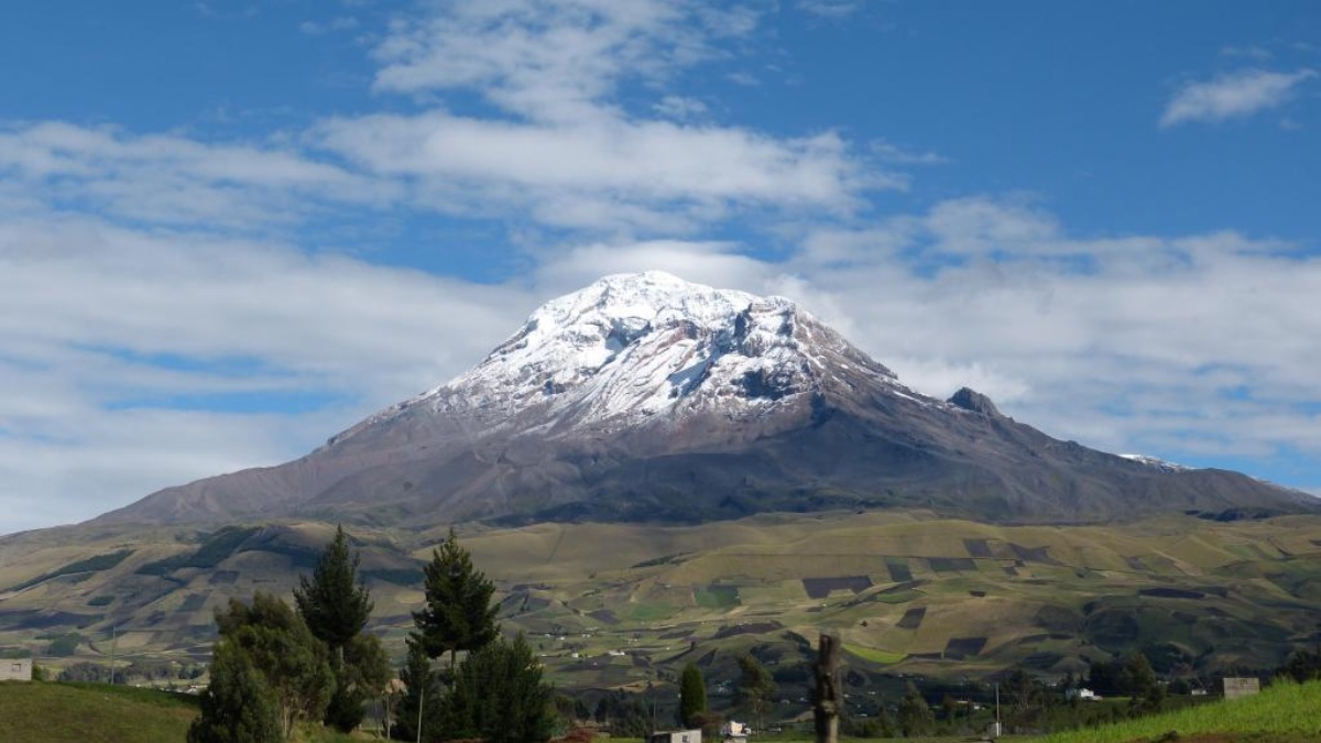 ECUADOR.- El Chimborazo se encuentra unos 2 km más lejos del centro de la Tierra que el Everest. Foto: Instituto Geofísico
