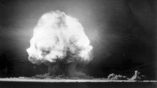 La primera prueba nuclear la llevó a cabo Estados Unidos en el desierto de Nuevo México en 1945.