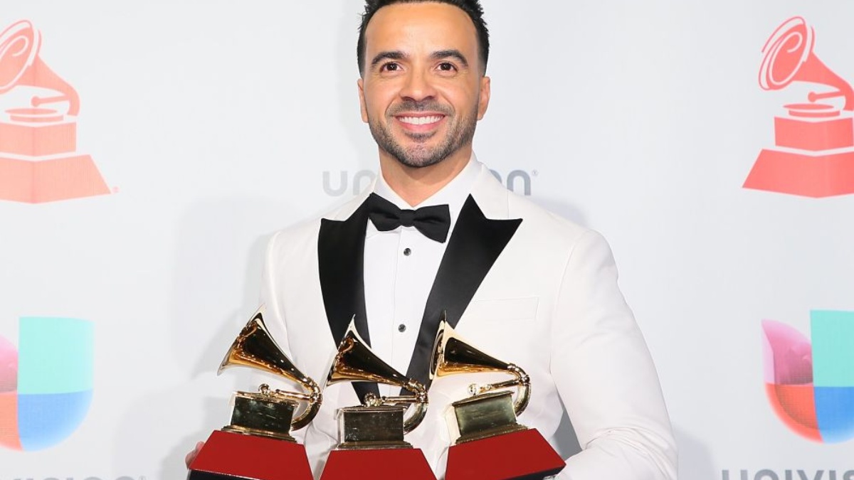El reconocido cantante latino festeja en medio de una carrera en la cima del éxito. Foto: Archivo AFP