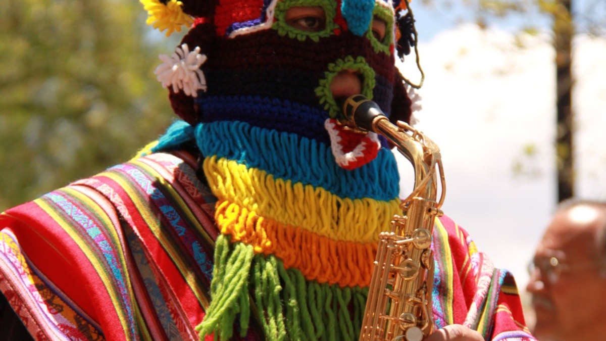 Las ofrendas, bailes y ritualidad muestran el sincretismo de la andina y occidental. Foto: Mintur