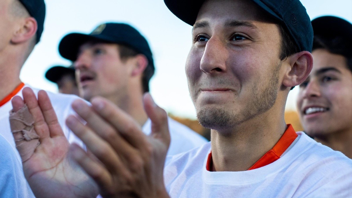 Felipe Fernández-Salvador durante la celebración del título. (Foto: Tomada de @ClemsonMSoccer)