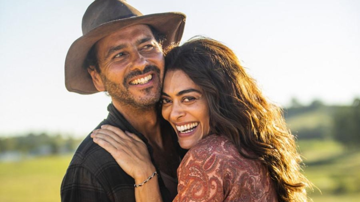 La trama gira en dos etapas: la primera en 1998 en Rio Vermelho, donde se muestra la rivalidad entre las familias Ramírez y Mateos; pese a ello, María y Amadeo de la Peña Mateos se enamoran. (Globo/João Miguel Junior)