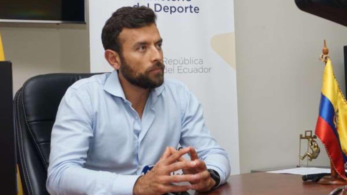 Ministro del deporte, Sebastián Palacios, se muestra seguro de que las pretensiones chilenas quedarán en meras aspiraciones. (EFE)