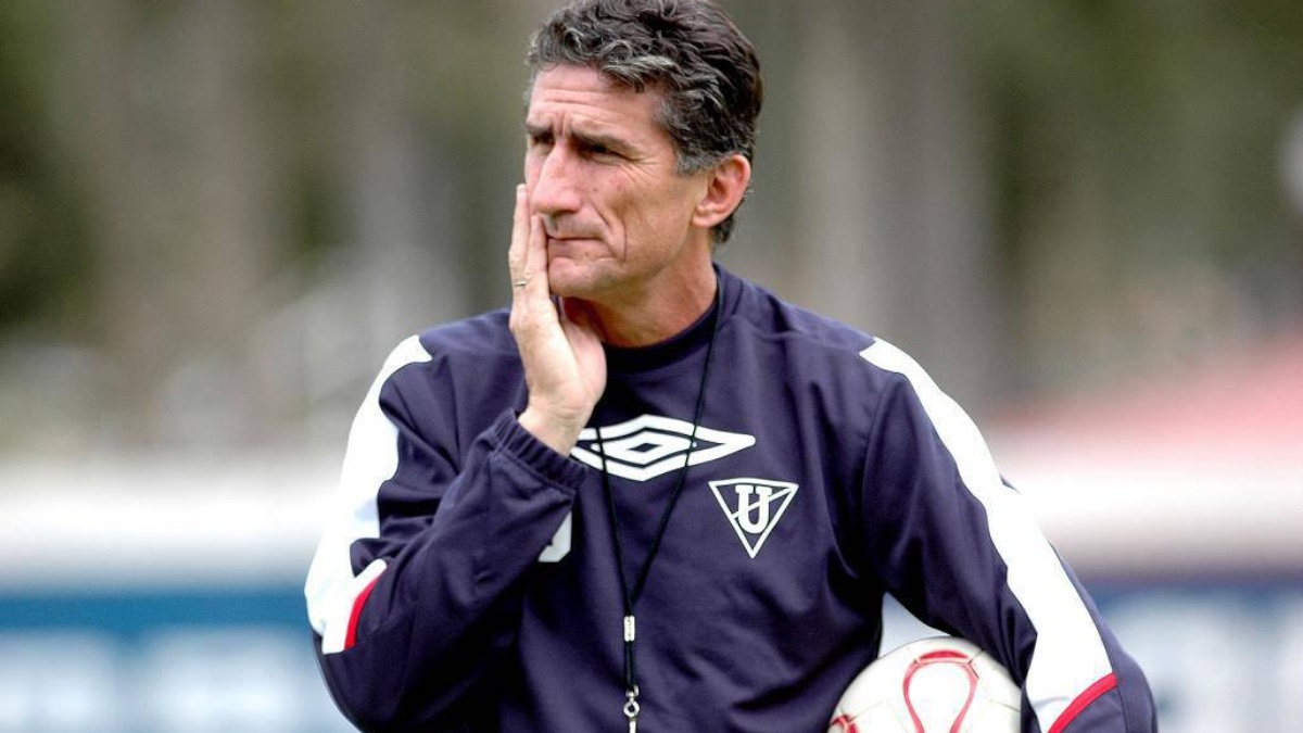 Maximiliano Bauza se refirió a la enfermedad que sufre su padre, siendo demencia temporofrontal, lo que aqueja al extécnico de LDUQ. (REDACCIÓN)