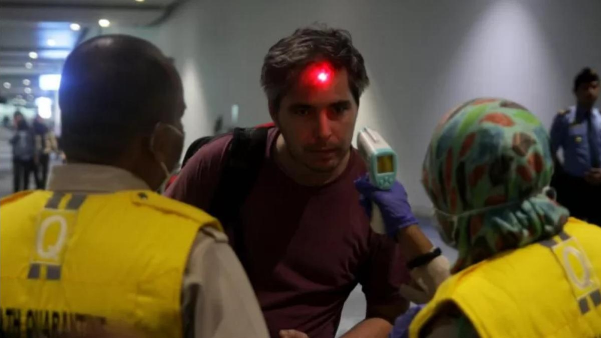 Control para la detección de la viruela del mono en Indonesia. (GETTY IMAGES)