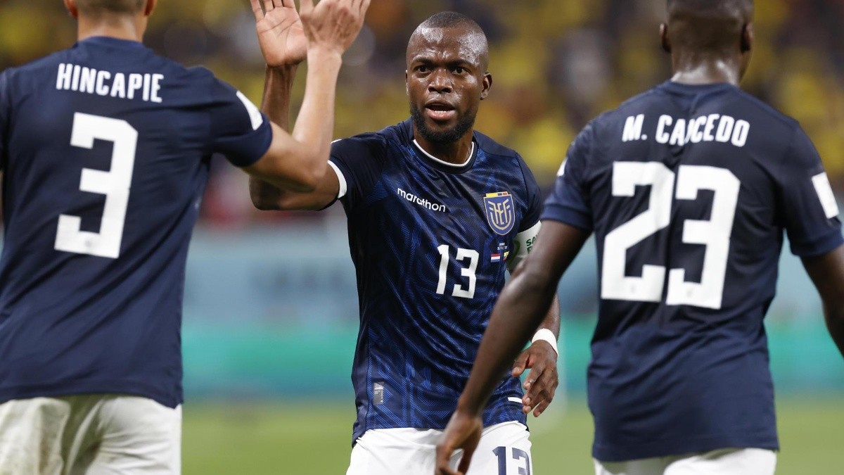 Enner Valencia, de Ecuador, celebra el gol que le dio el empate a Ecuador ante Países Bajos en el Mundial Qatar 2022. (EFE)