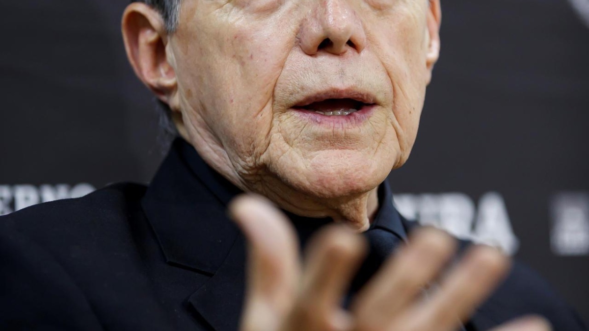 Fotografía de archivo fechada el 14 de agosto de 2019 del actor mexicano Héctor Bonilla durante la entrega de un reconocimiento por su trayectoria en Ciudad de México. (José Méndez / EFE)