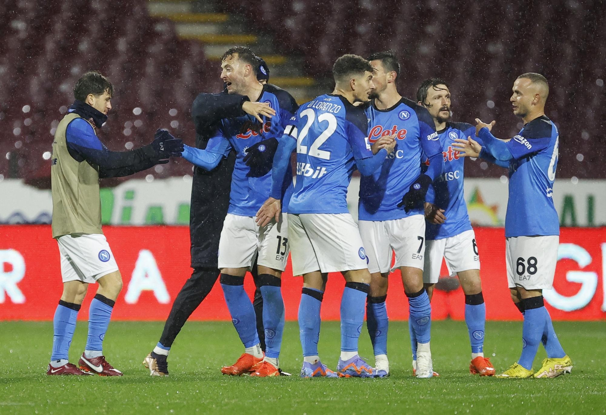 Jugadores del Napoli, celebrando uno de los goles. (FOTO: Napoli)
