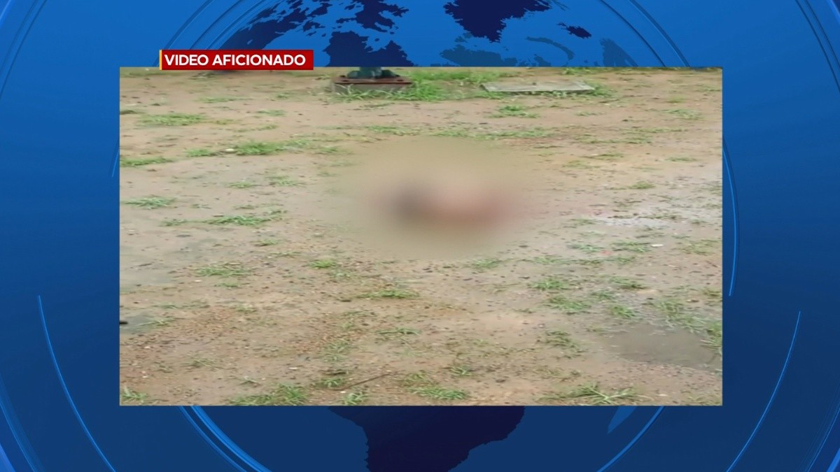 La Policía Nacional informó que la víctima, quien no ha sido identificada, había recibido varios balazos antes de ser cercenada. (Ecuavisa)