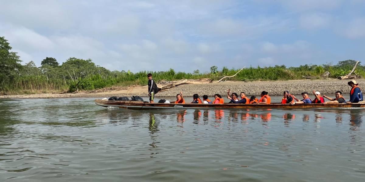 Migrantes ecuatorianos cruzan el Tapón de Darién en Panamá en su intento de llegar a EE.UU.( Bessy Granja ) (Bessy Granja / Ecuavisa)