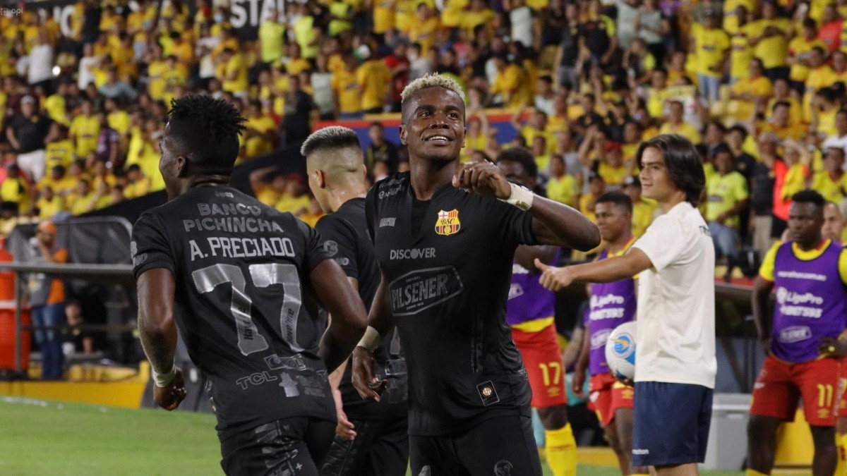 Segundo Portocarrero anotó uno de los 5 goles del partido. (API)