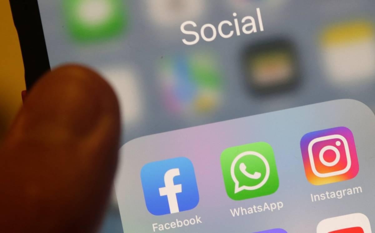 El 30 de junio se celebra el día mundial de las redes sociales, un día de reflexión para considerar el rol que estas plataformas toman en nuestras vidas. (EFE)