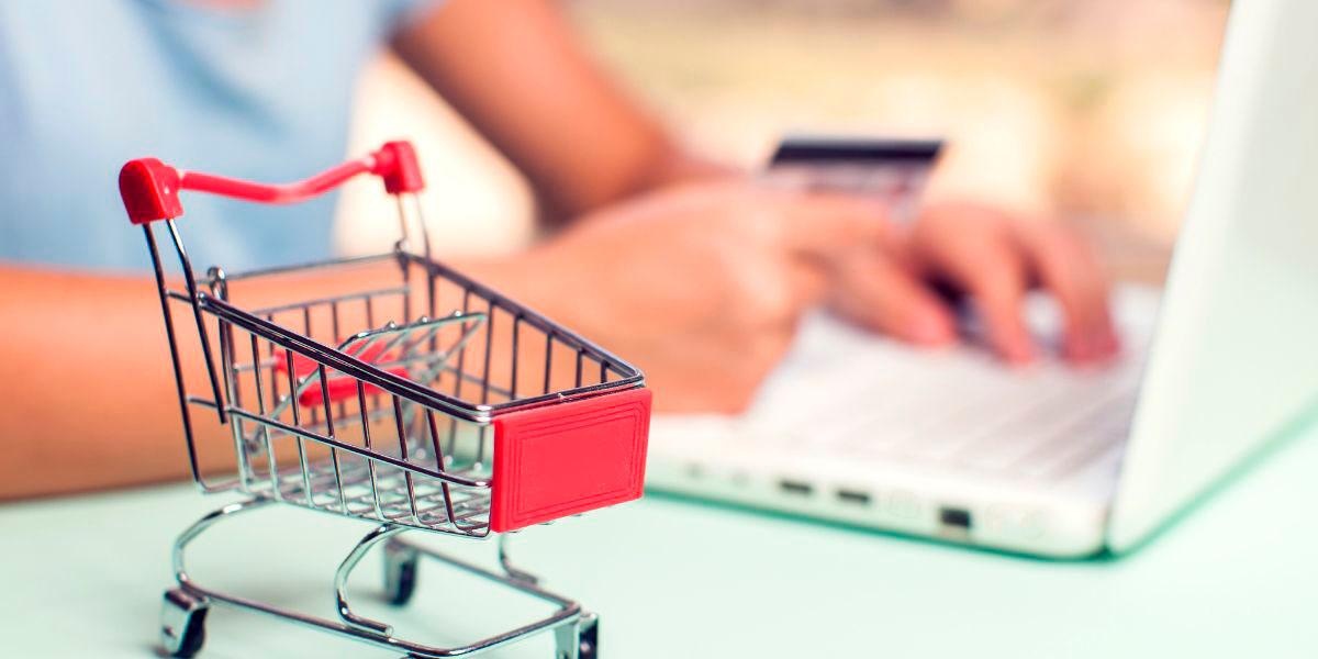 Imagen referencial de compras en línea (Foto: Canva)