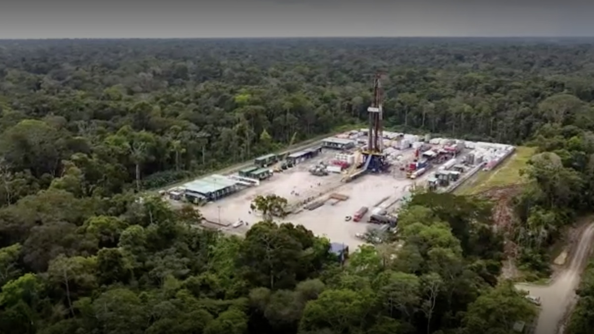 Vista aérea del Bloque 43 ITT, en una parte del Parque Nacional Yasuní, en Orellana. (Captura de pantalla)