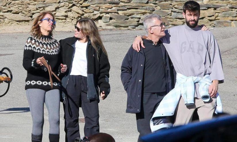 La española pasó las festividades de diciembre de 2022 con la familia de su pareja con quienes parece mantener buena relación, este no sería el caso con los padres de la joven   (Grosby Group)