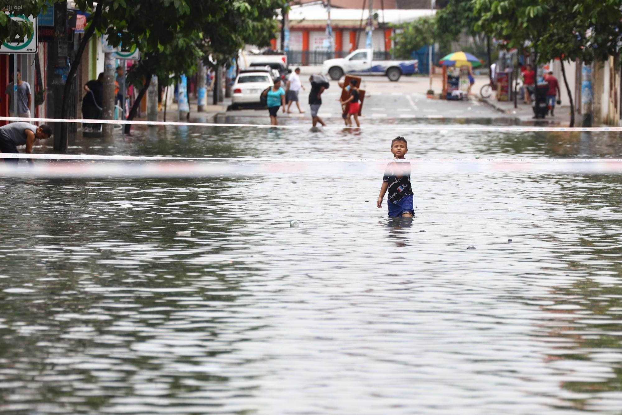 Ciertos sectores de Guayaquil son propensos a las inundaciones (Foto: César Muñoz / API)