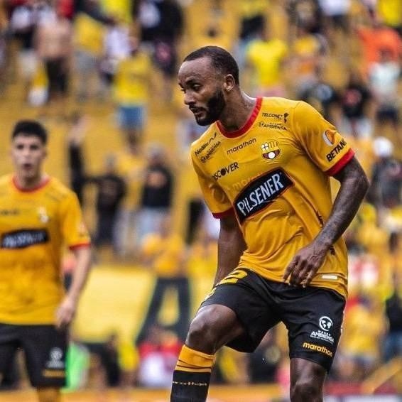 Leonai Souza, futbolista de BSC. (ARCHIVO)