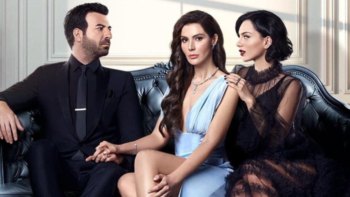 El drama está protagonizado por İsmail Demirci, Hatice Şendil y Sera Kutlubey (Fox Turquía)