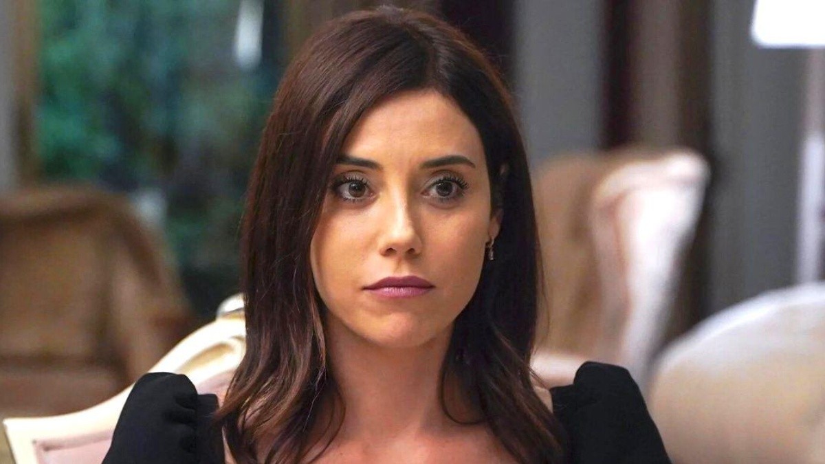 Imagen de archivo de la actriz Cansu Dere. (REDES SOCIALES)