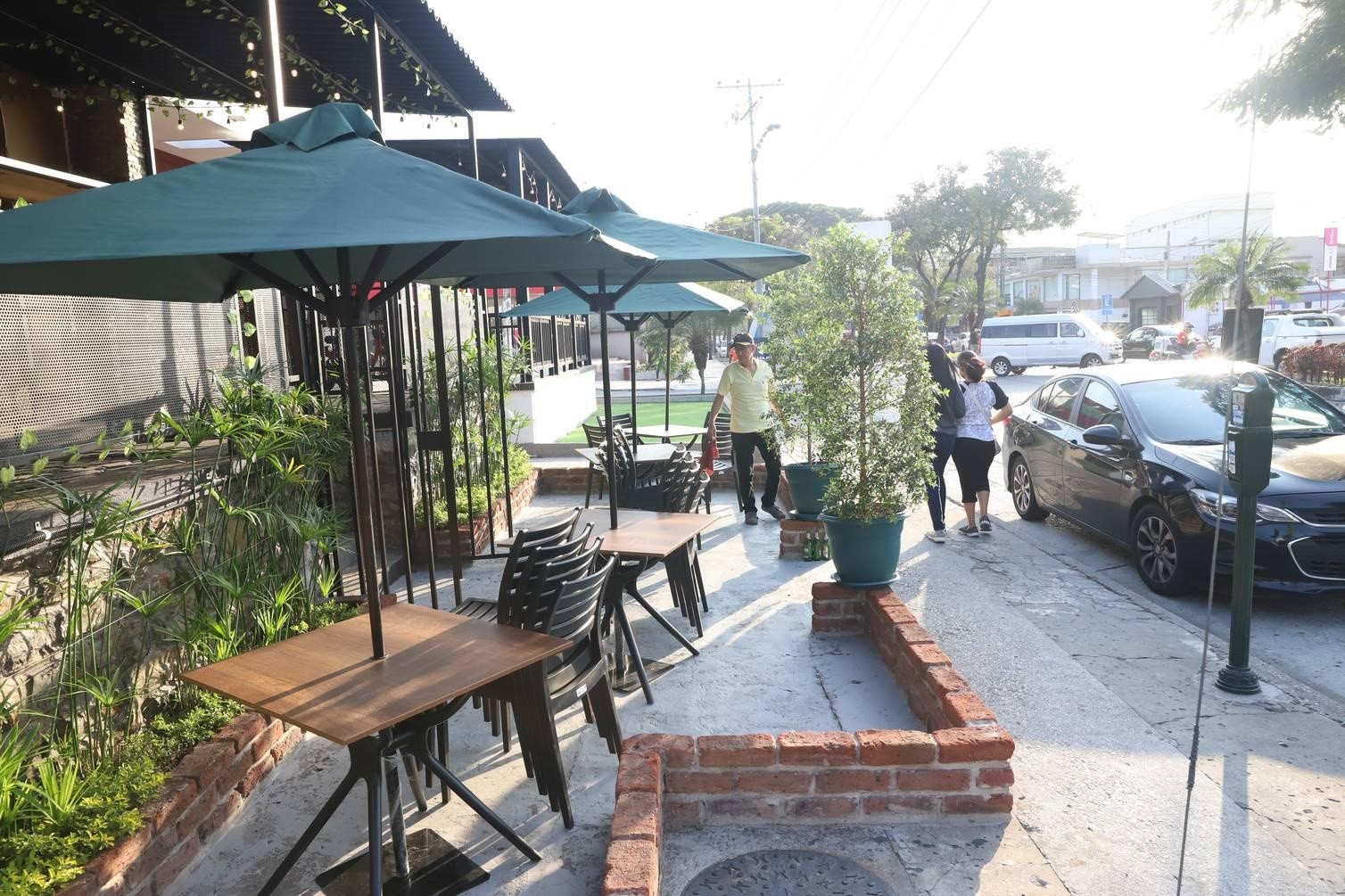 Urdesa es uno de los sectores turísticos de Guayaquil. Foto: API