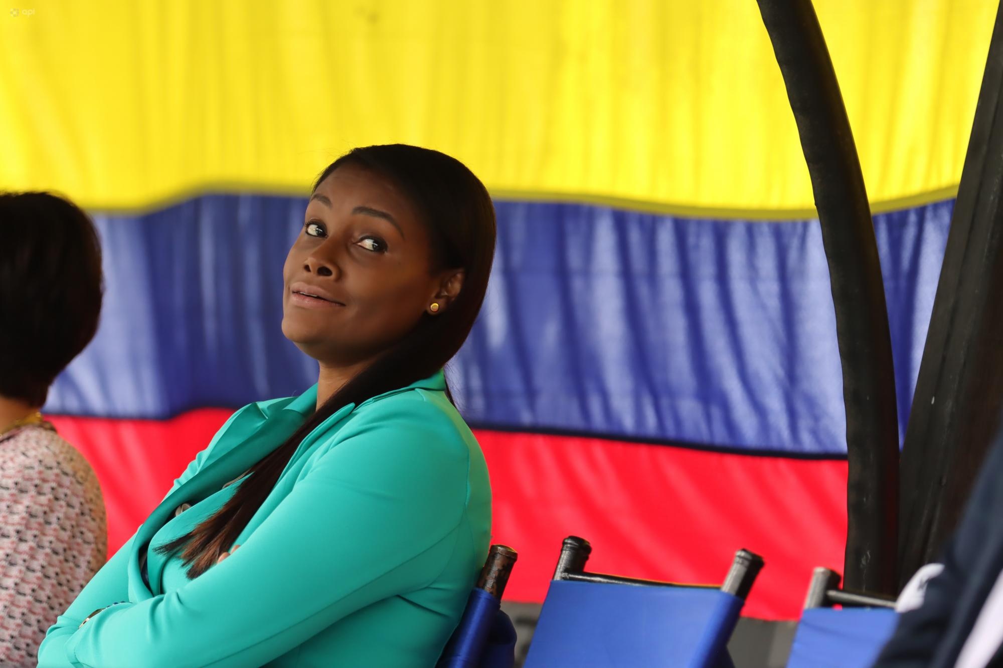 La fiscal Diana Salazar durante la ceremonia por los 32 años de aniversario del GOE. (API)