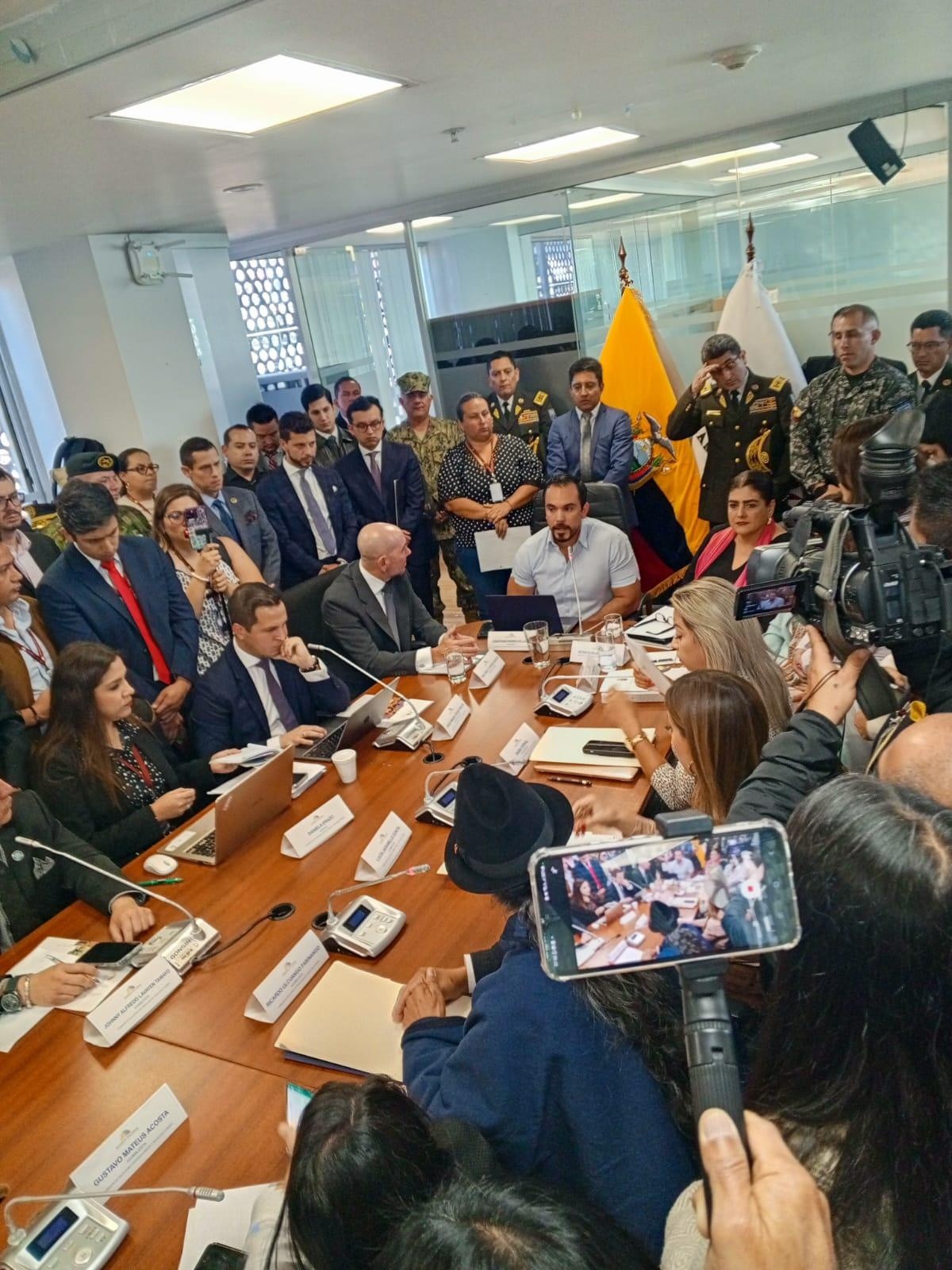 Sesión de la comisión de Relaciones Internacionales. (Rodolfo León / Televistazo)