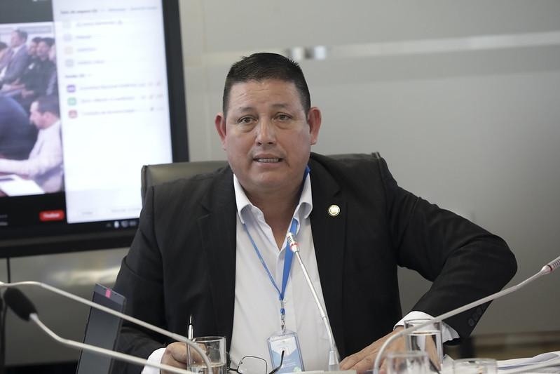 Foto de Guido Vargas, asambleísta por Sucumbíos, tomada el 6 de marzo de 2024. (Fer Lagla/Asamblea Nacional)