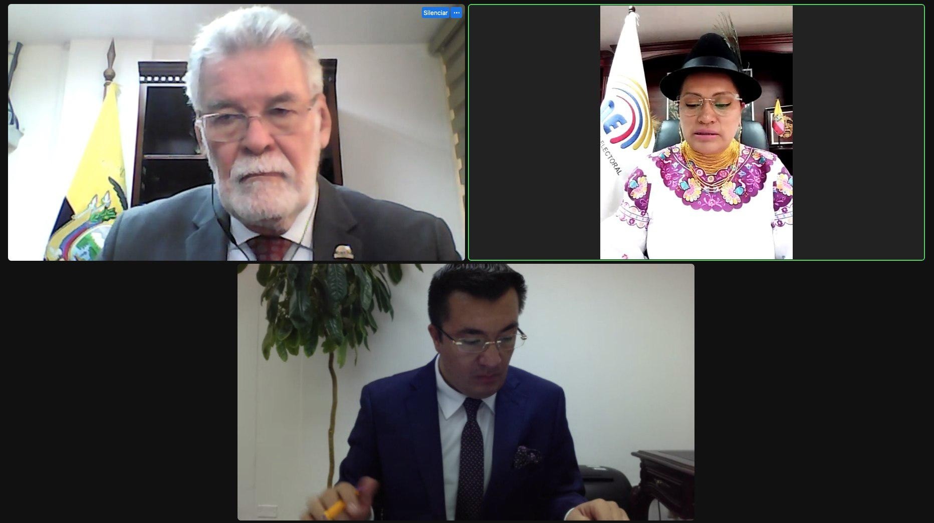 Sesión del Pleno del CNE de este jueves 18 de abril. (CNE)