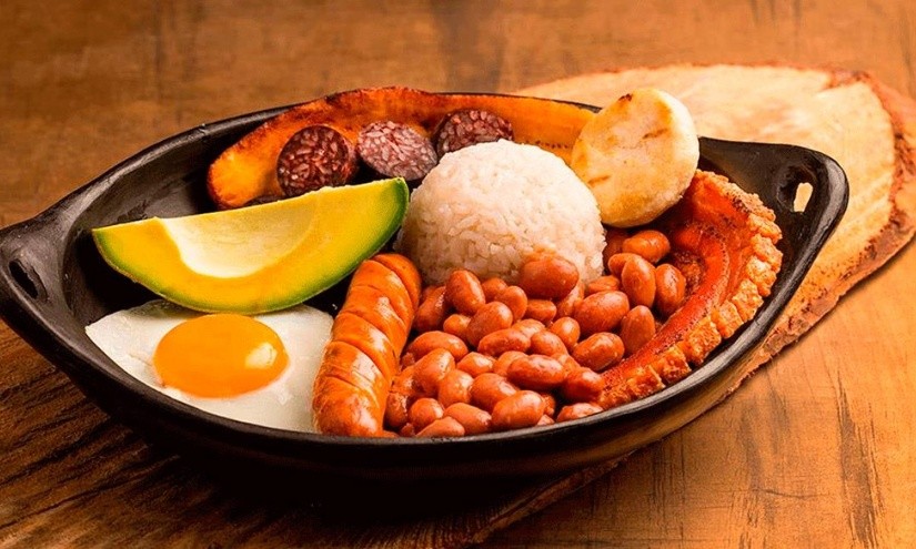 Bandeja paisa. (RRSS)