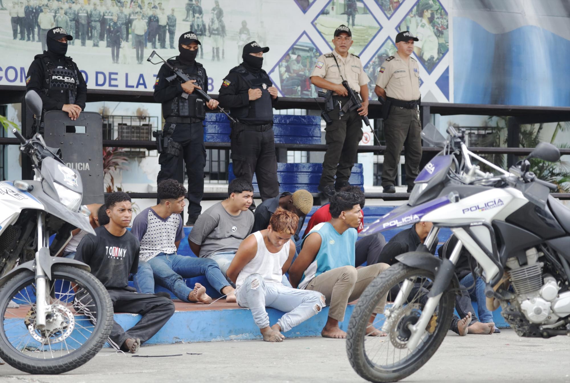 Los participantes de la toma del canal fueron detenidos y trasladados al Cuartel Modelo de la Policía Nacional, en Guayaquil. (API)