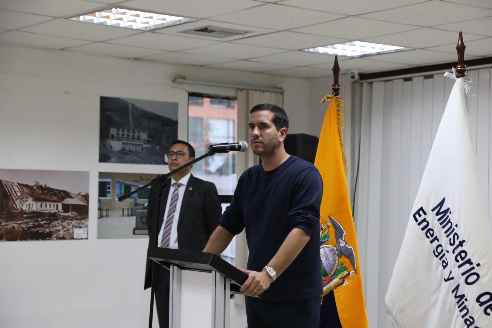 Rueda de prensa de Roberto Luque, ministro (e) de Energía. (Ministerio de Energía)