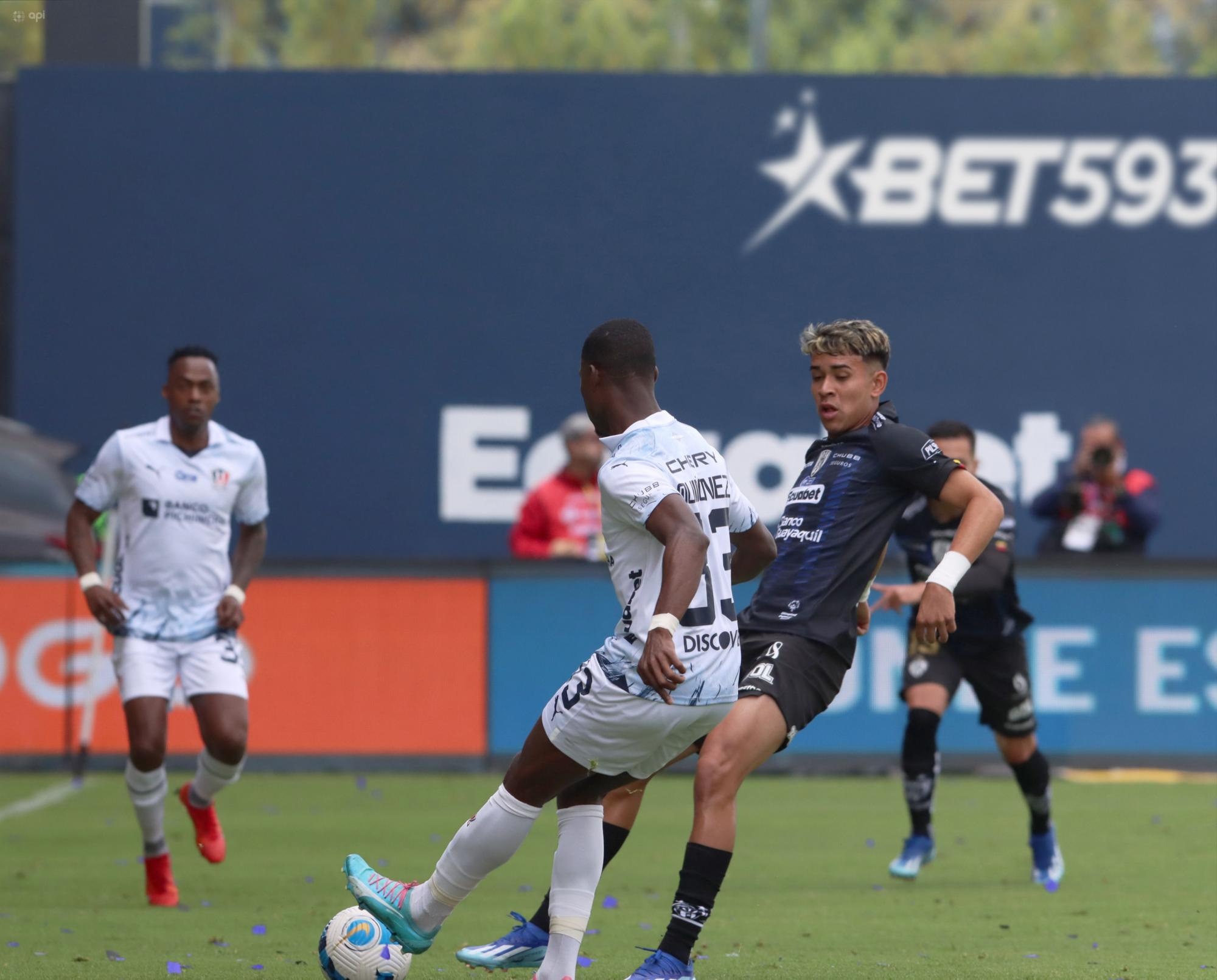 IDV y LDU se han enfrentado en 48 ocasiones. (API)