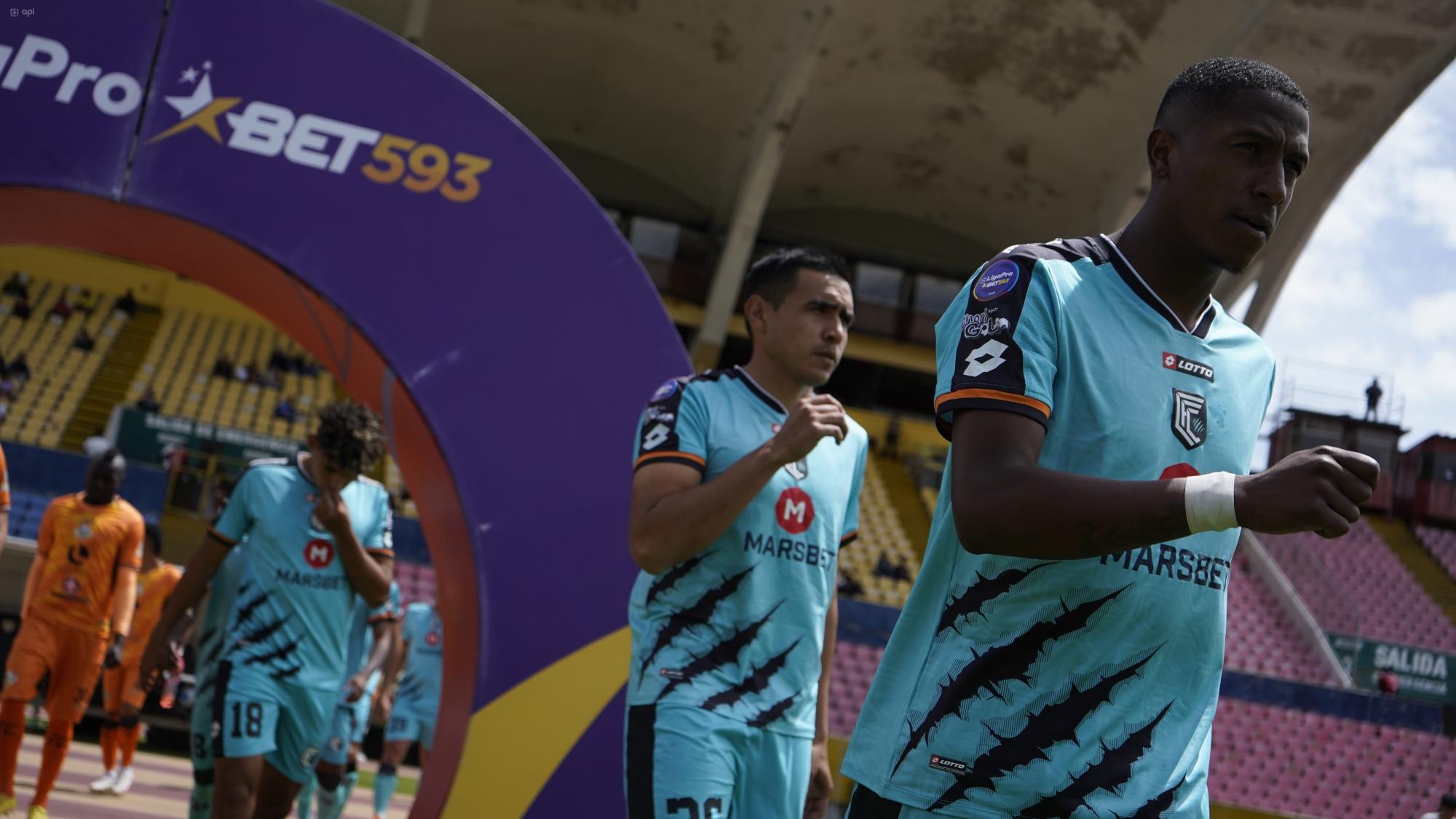 Jugadores del Cumbayá FC han denunciado que no han cobrado dos sueldos. (API)