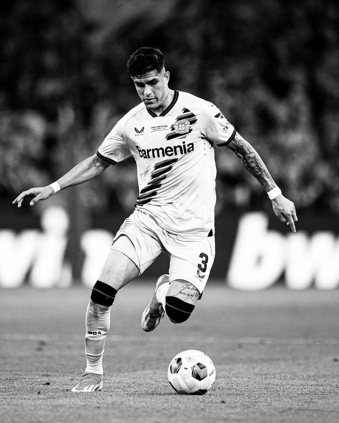 Piero Hincapié lamentó su derrota en la final de la Europa League. (Redes sociales)