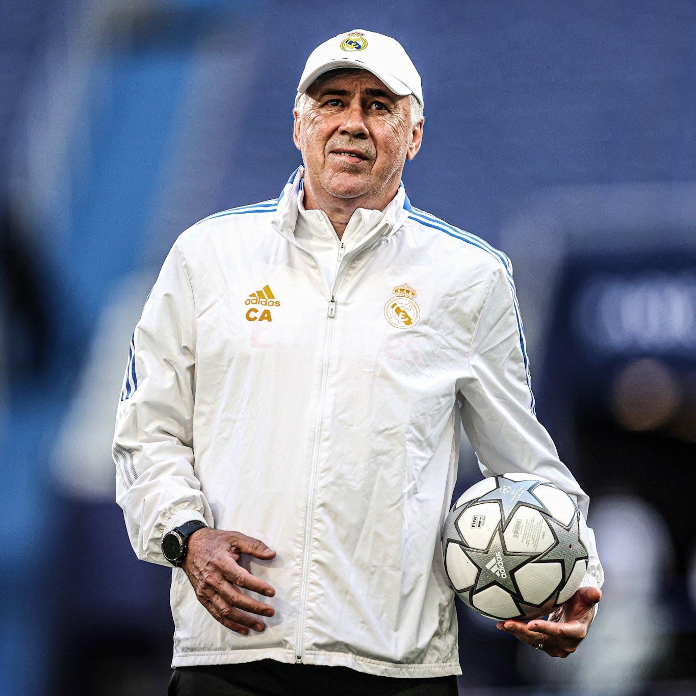 Carlo Ancelotti en un entrenamiento con el Real Madrid (Foto: Internet)