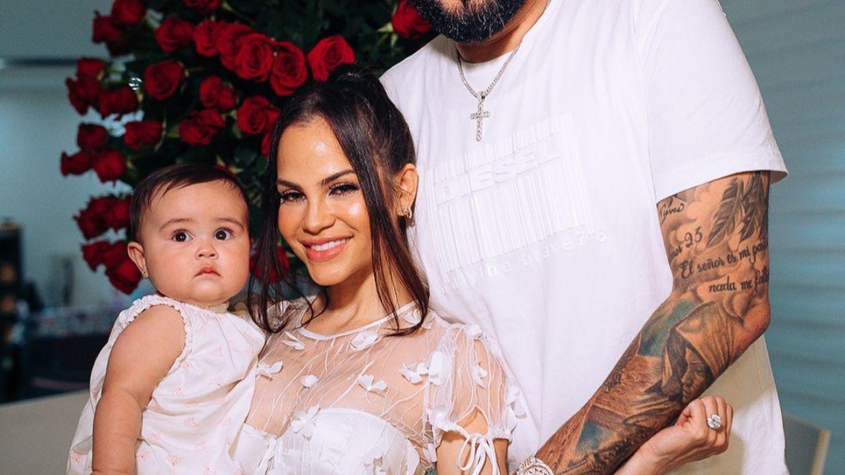 Raphy Pina, Natti Natasha y su hija (Cuenta de Instagram de @nattinatasha)