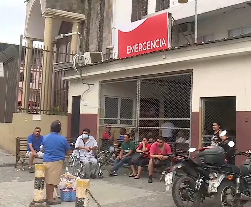 Exterior de una casa de salud. (Televistazo)