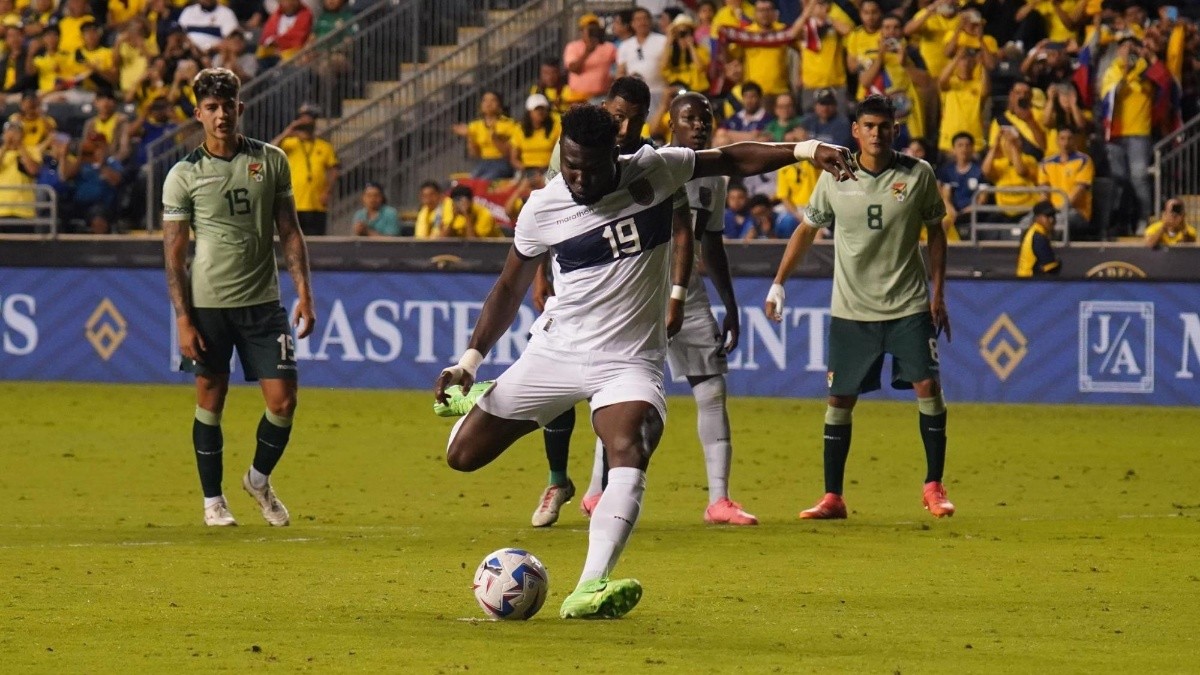 Jordy Caicedo rompió la racha negativa de dos años y un día sin hacer gol con Ecuador. (Redes sociales)
