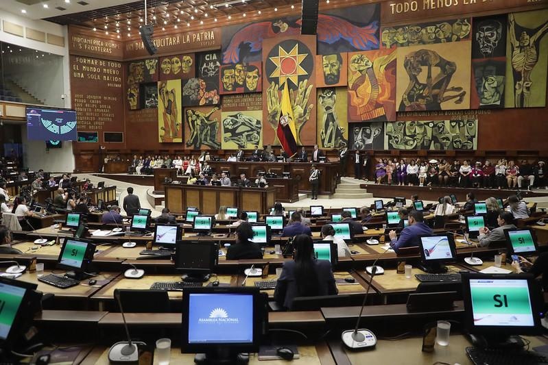 Asambleístas exhortan al Presidente que declare en emergencia la Amazonía ecuatoriana. (Asamblea)