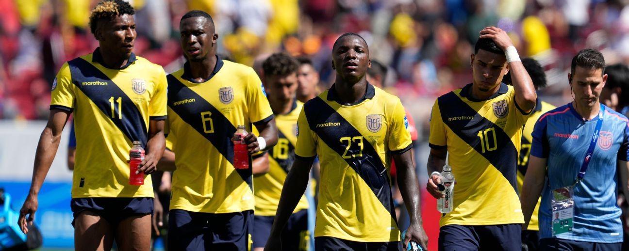 Jugadores de la selección ecuatoriana que pedió ante Venezuela. (ARCHIVO)