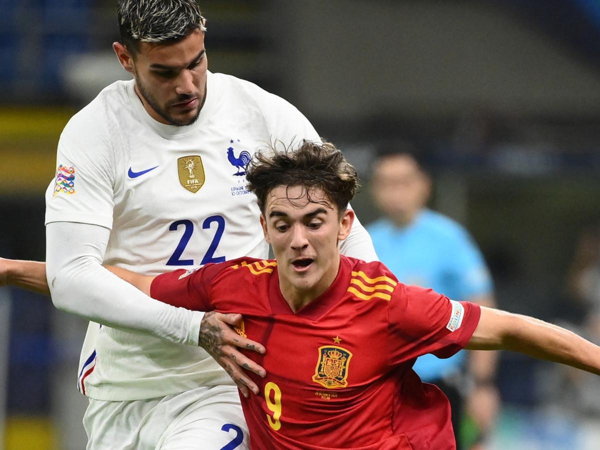 España y Francia se han enfrentado un total de cuatro veces en la Eurocopa. (Archivo)