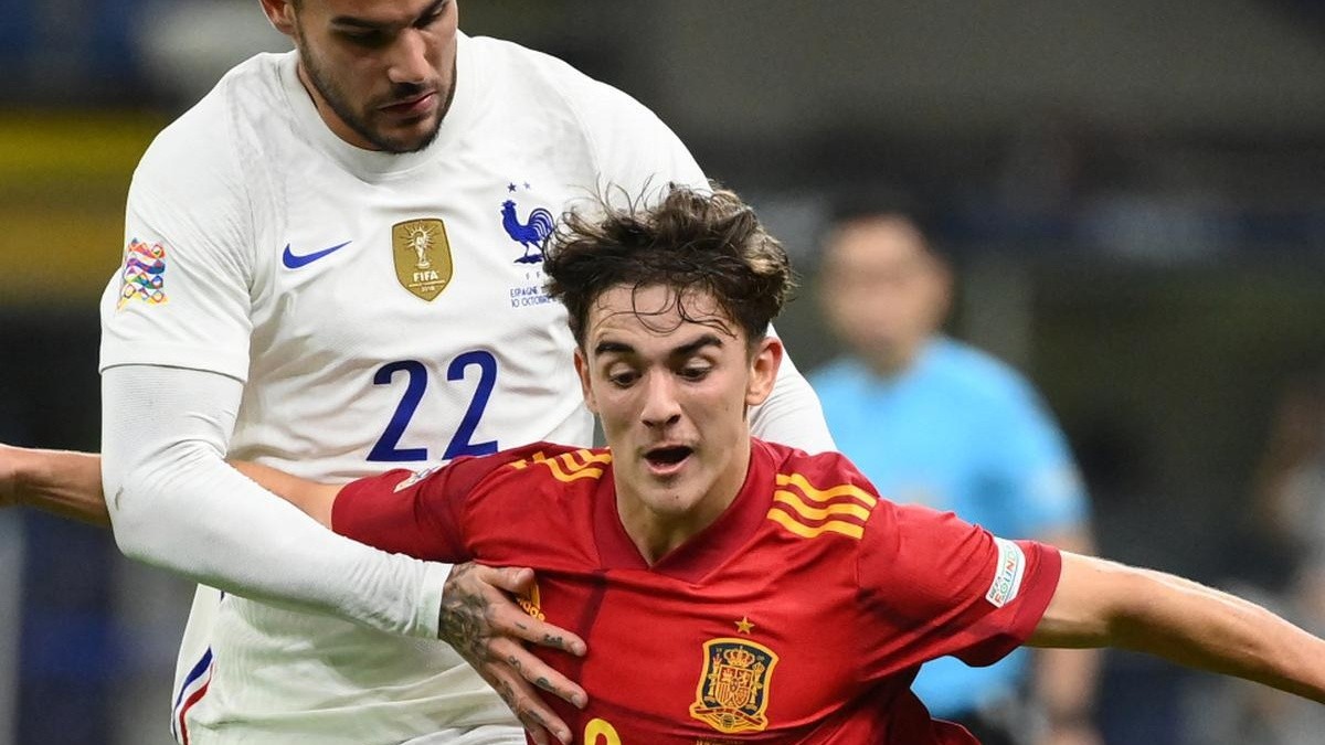 España y Francia se han enfrentado un total de cuatro veces en la Eurocopa. (Archivo)