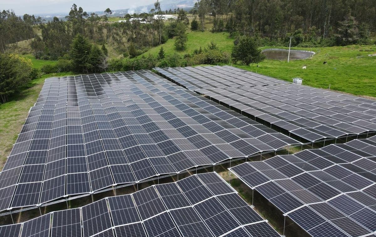 La primera Granja Fotovoltaica alimenta a 26 locales comerciales de KFC en Quito. (KFC)