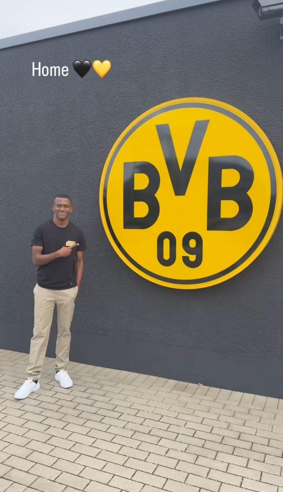 Justin Lerma entrenó en las canchas del Borussia Dortmund. (Redes sociales)