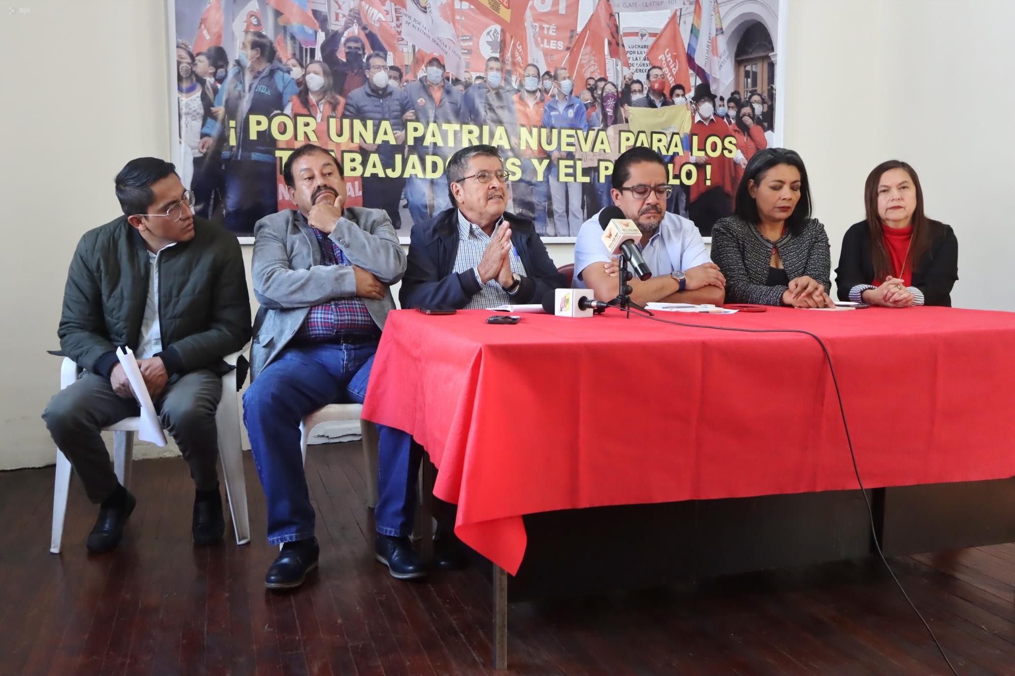 Imagen de marzo de 2024. Integrantes del Frente Unitario de Trabajadores ofrecieron una rueda de prensa. (Hamilton López / API)