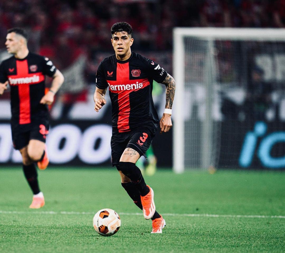 Piero Hincapié puede dejar el Bayer Leverkusen para llegar al Atlético de Madrid. (Redes sociales)