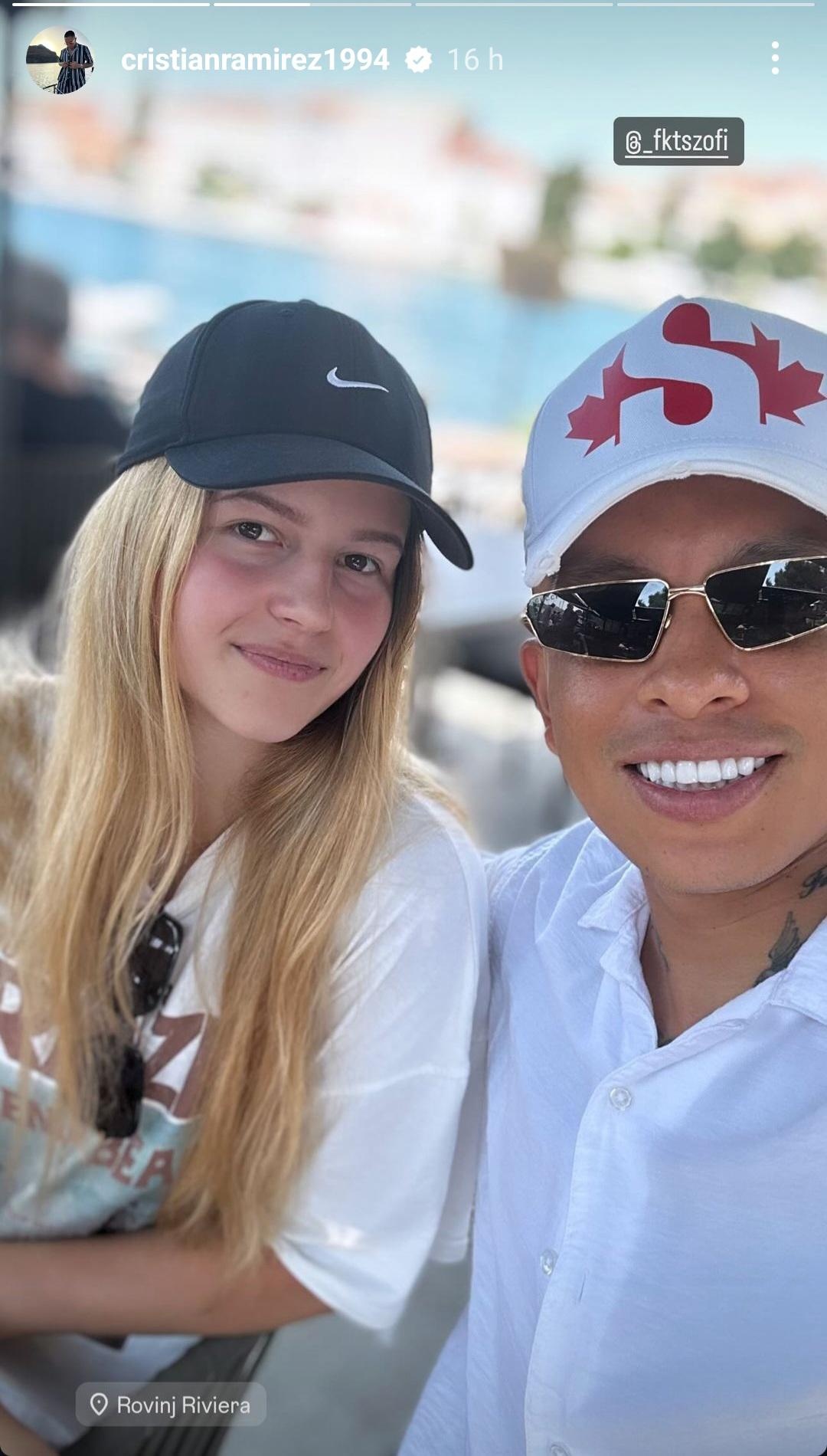 Cristian Ramírez disfruta de sus vacaciones en Rovinj Rivera, en Croacia. (Redes sociales)