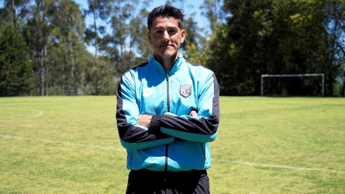 El Beto Araujo llegaría al banquillo del Deportivo Cuenca. (Archivo)