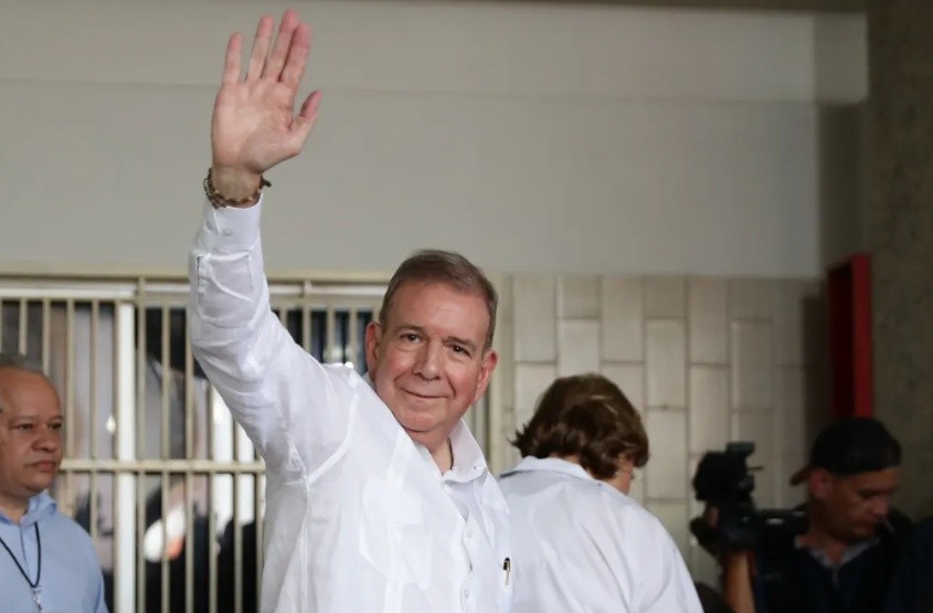 Fotografía de archivo de, Edmundo González Urrutia, en un centro de votación en Caracas (Venezuela). (EFE)