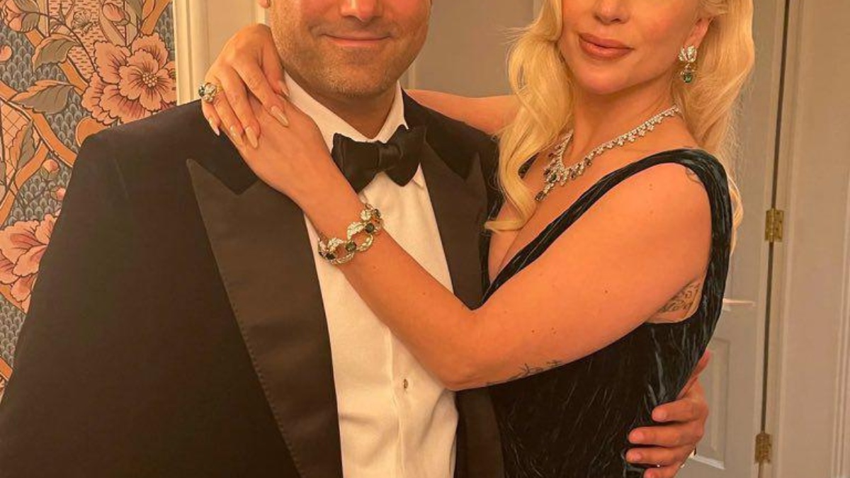 Fotografía de Lady Gaga y su prometido Michael Polansky (Foto cuenta X)